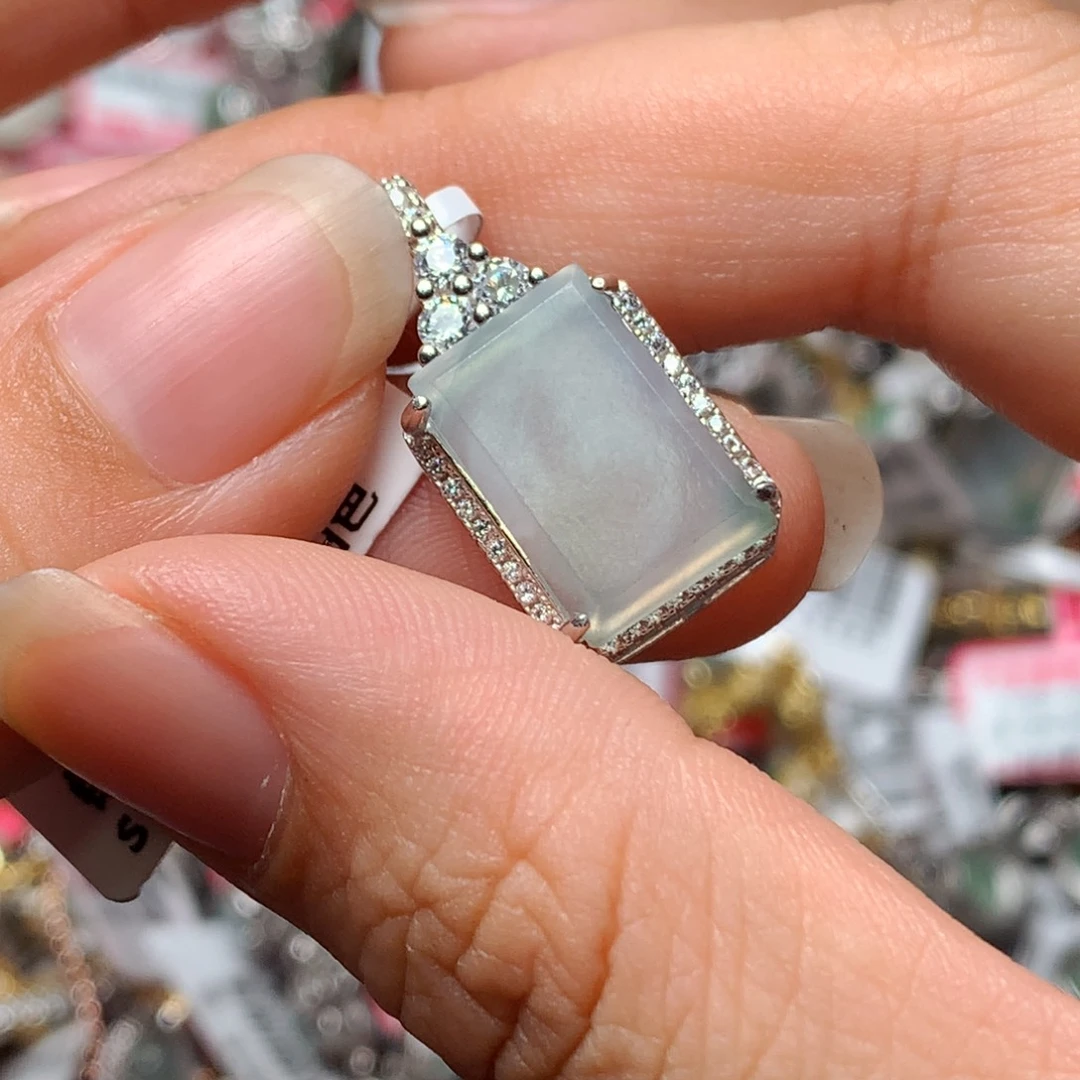 翡翠戒指银S925镶嵌天然翡翠吊坠