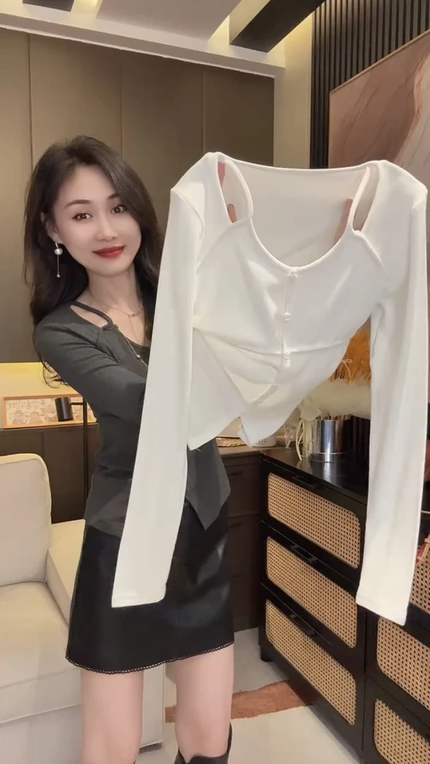 2025秋季新款修身显瘦简约纯色吊带挂脖假两件长袖T恤上衣