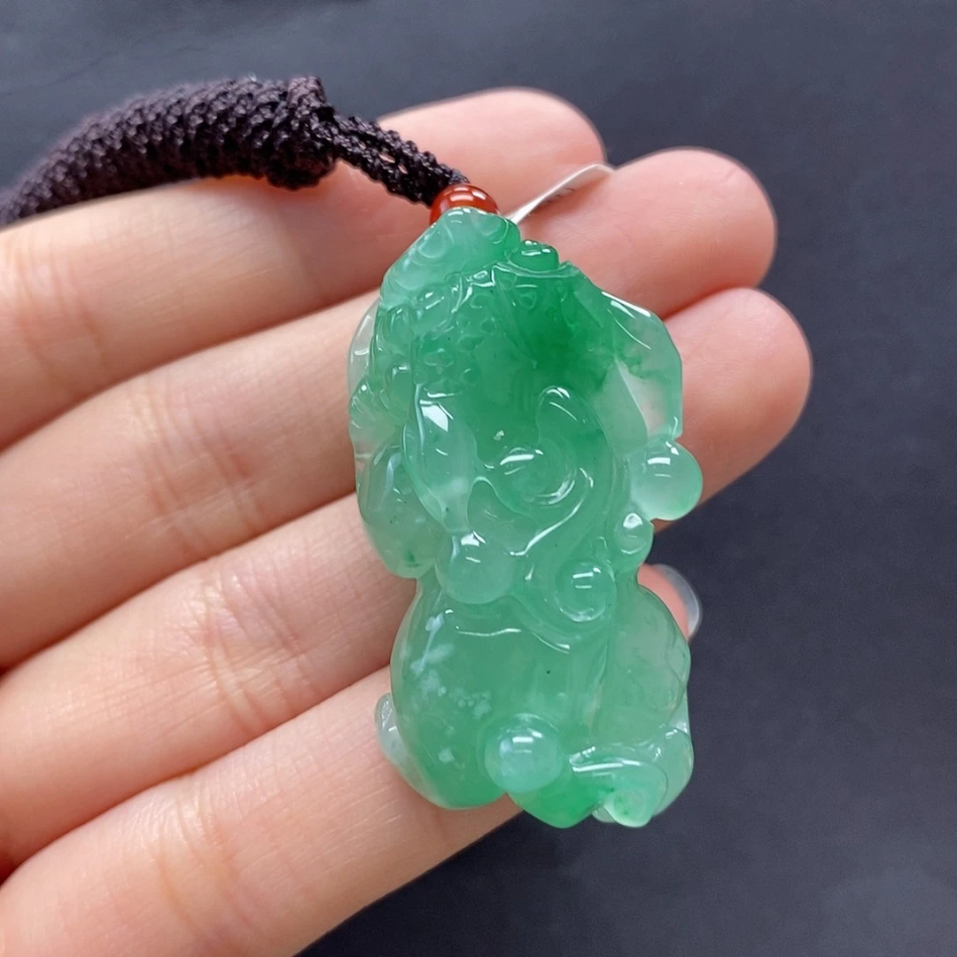 石英质玉颈饰未镶嵌