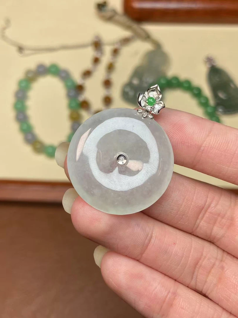 A货天然翡翠白冰平安扣