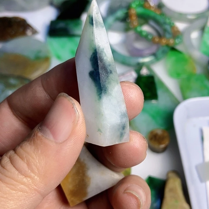 翡翠散珠天然翡翠A货挂件