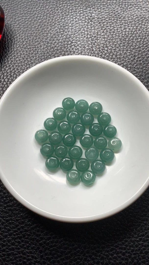 鸿福珠宝 ~ B304 冰危蓝5×8mm 20颗9.9元