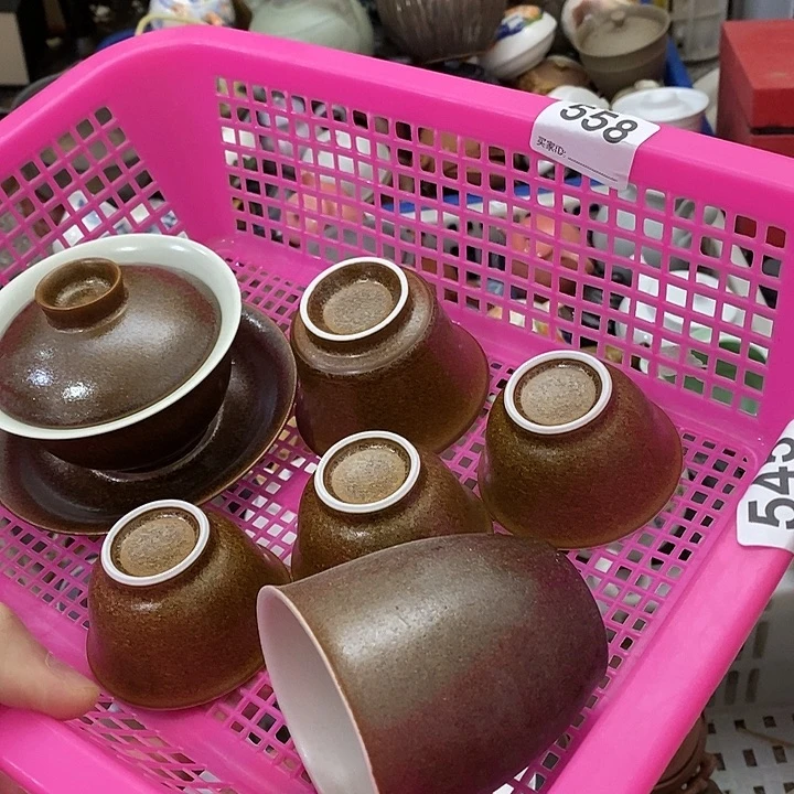 月***牙陶瓷艺术品及陶瓷制品