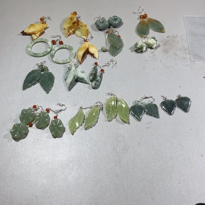 蛇纹石玉耳饰未镶嵌桃***@