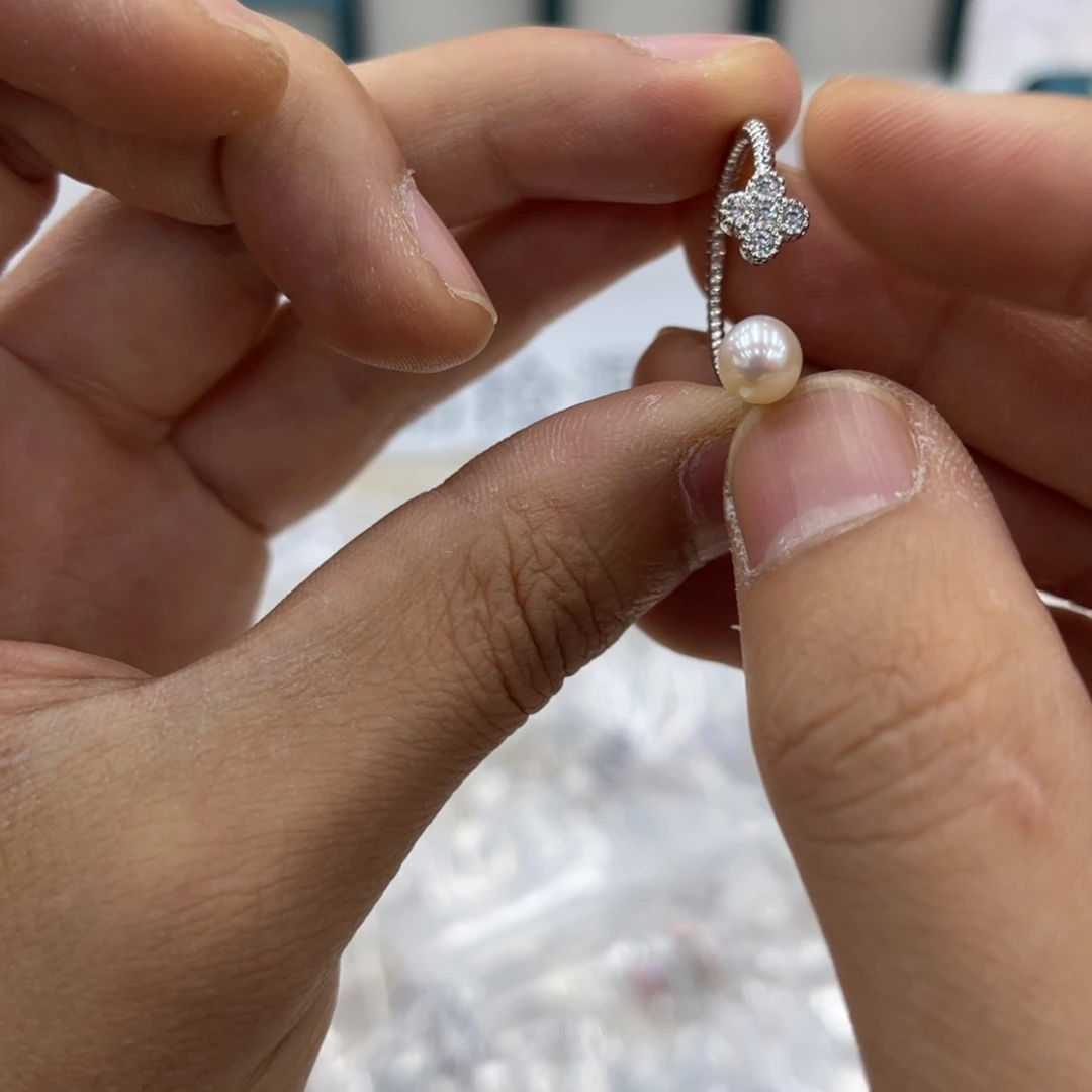 淡水珍珠合金颈饰02857