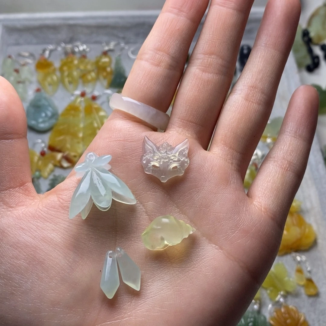 山***事蛇纹石玉合金耳饰/颈饰