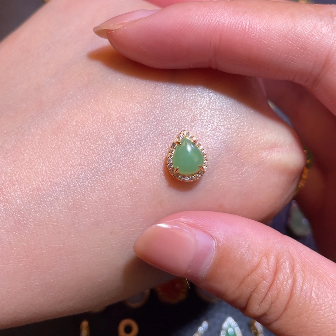 翡翠银S925镶嵌颈饰