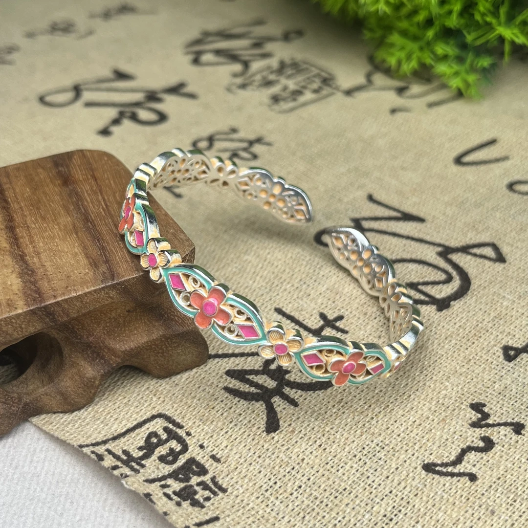 春暖花开手镯B115