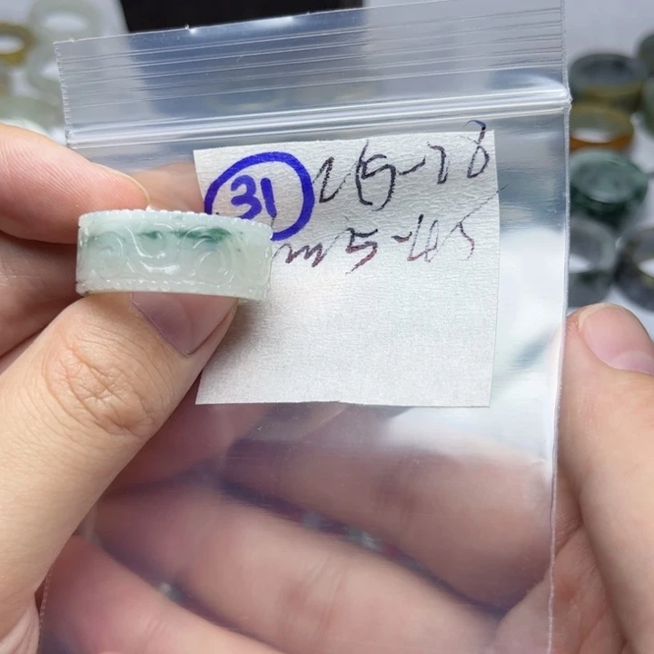 定制翡翠未镶嵌明天