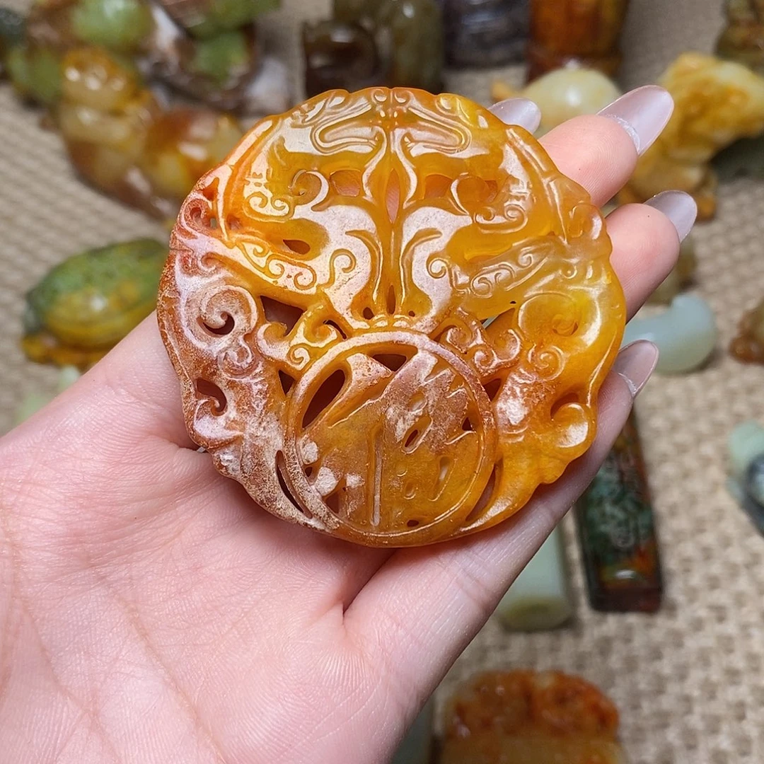 未镶嵌蛇纹石玉颈饰