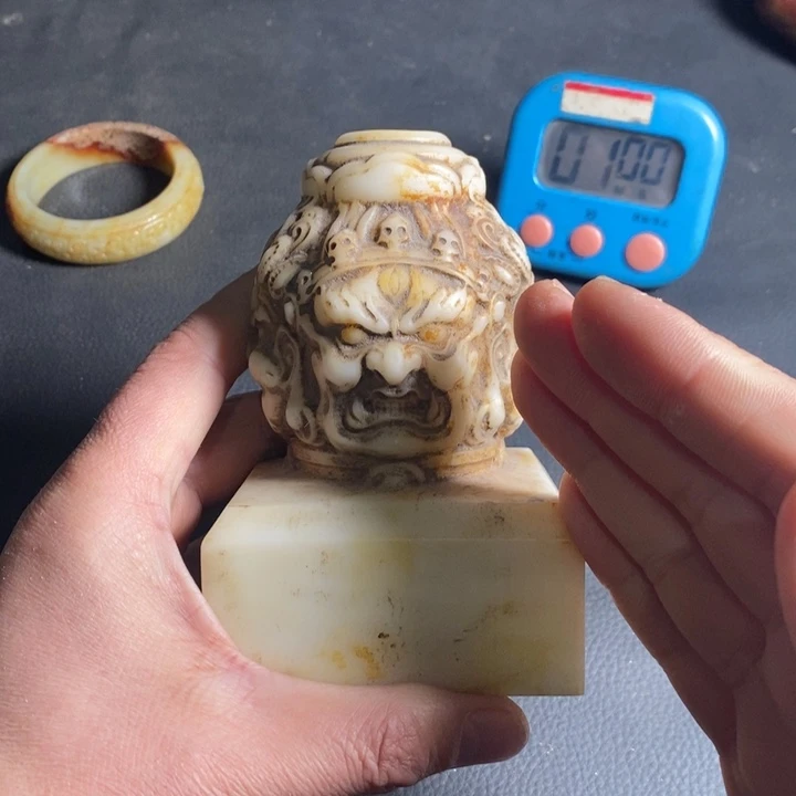 众***藏和田玉未镶嵌挂件