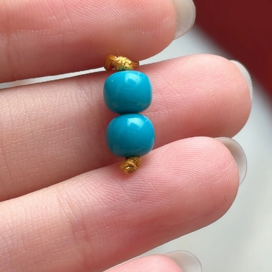 绿松石未镶嵌颈饰