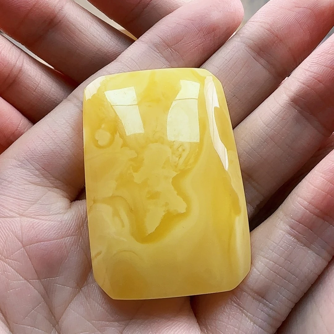 未镶嵌蜜蜡珠宝奇石