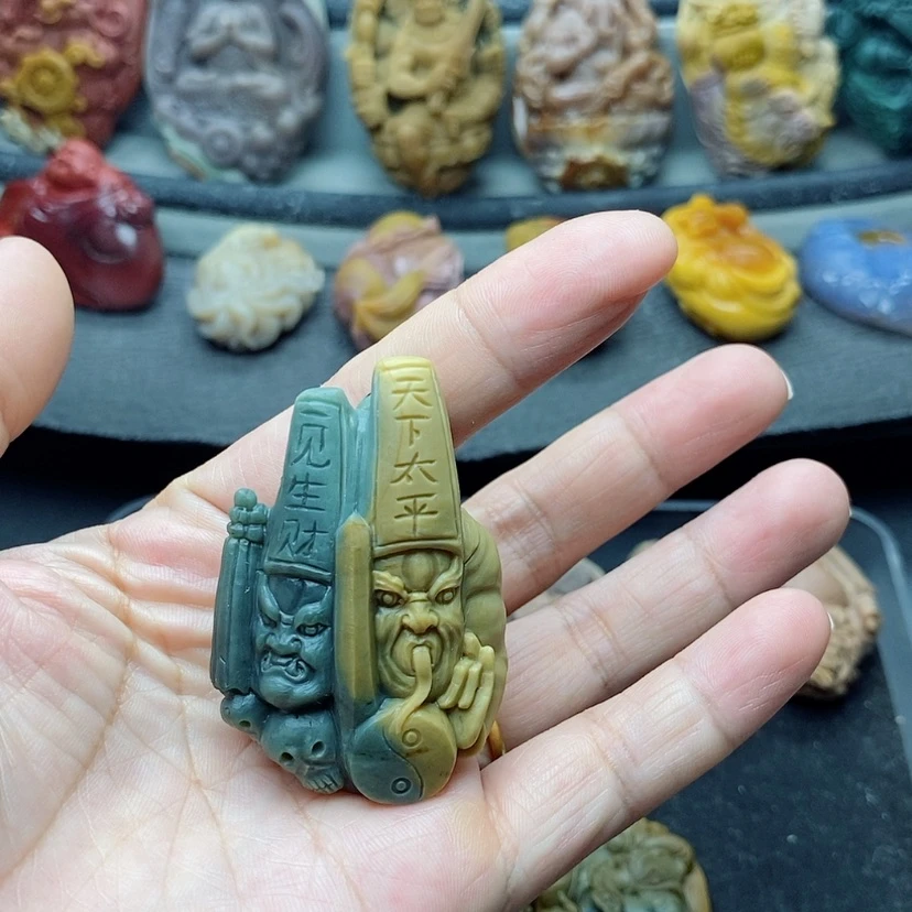 【闪购商品】定制石英质玉吊坠未镶嵌木**亭