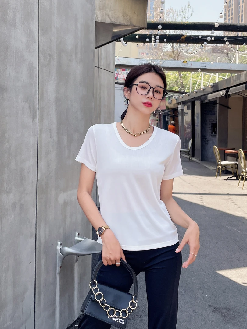 醋酸坑条U型领T恤GDB3X039