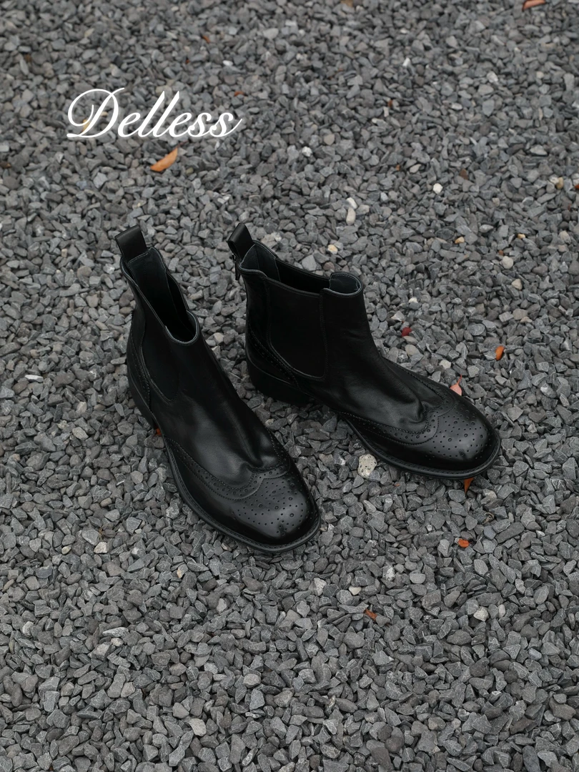 【Delless】复古圆头常规耐磨切尔西靴时尚短靴粗跟女靴时尚百搭