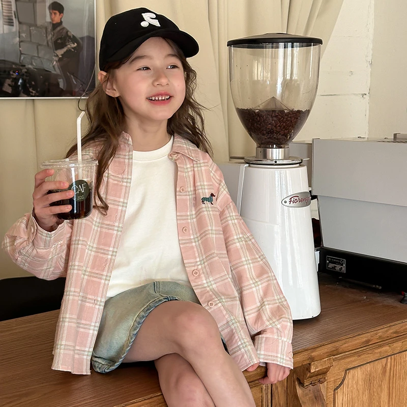 童装2025春季新品女童韩版粉色衬衣卡通刺绣格子衬衫