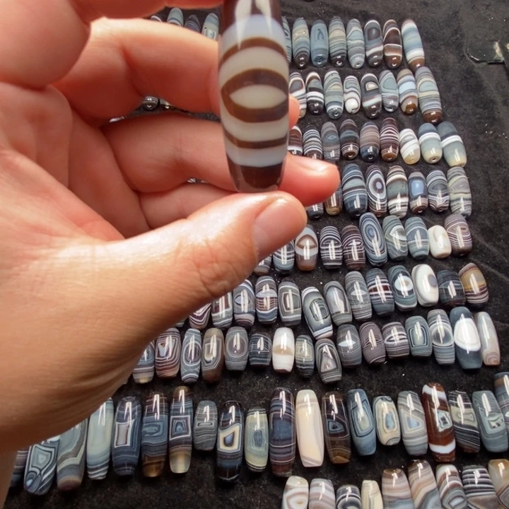 未镶嵌颈饰玛瑙/玉髓