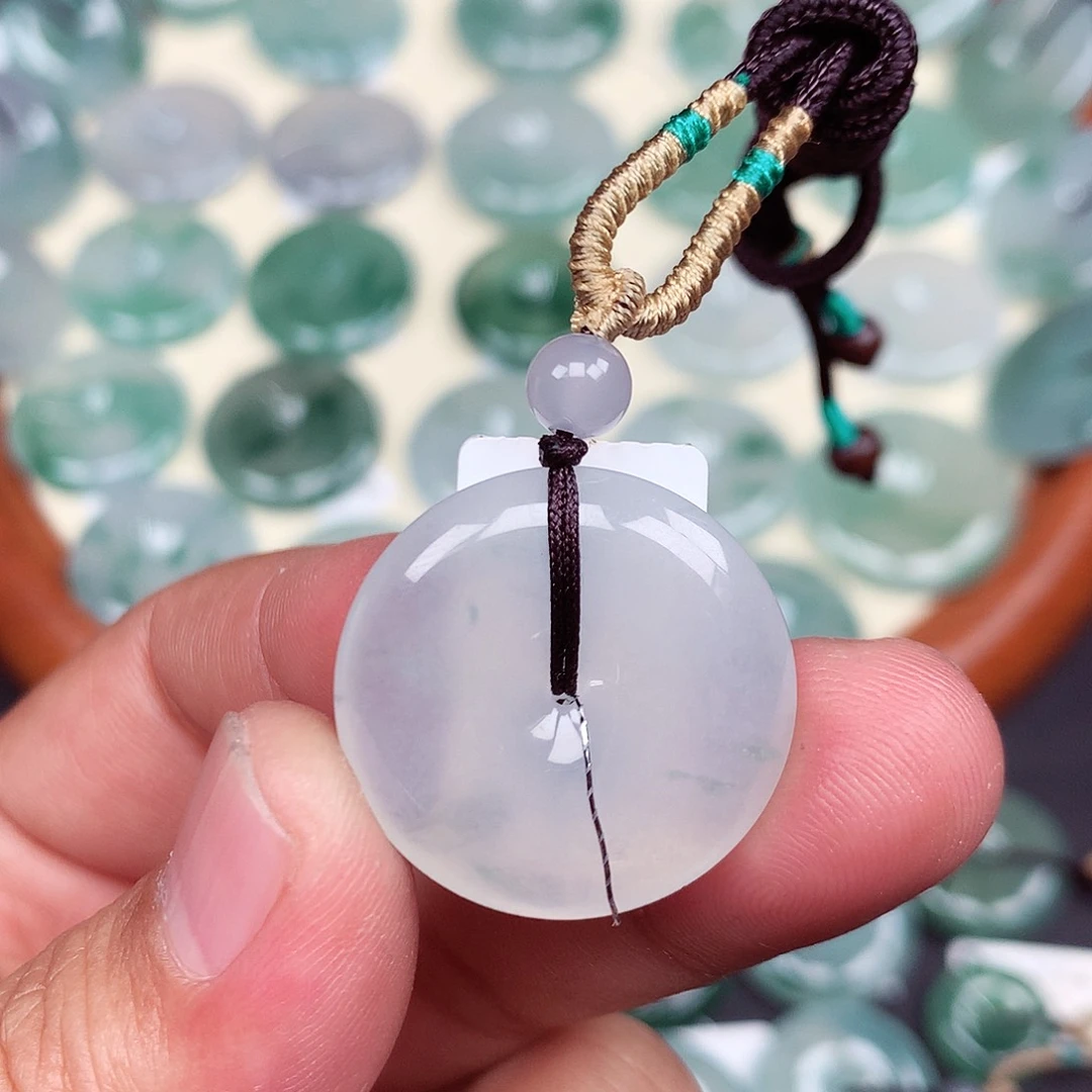 翡翠未镶嵌颈饰26.8-5.6