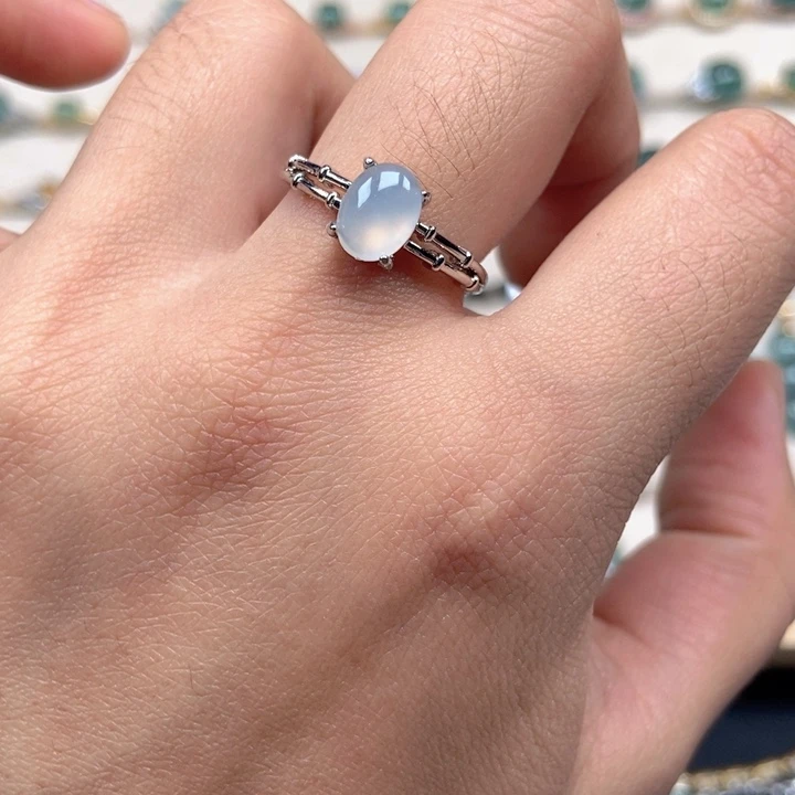 翡翠未镶嵌戒指戒指