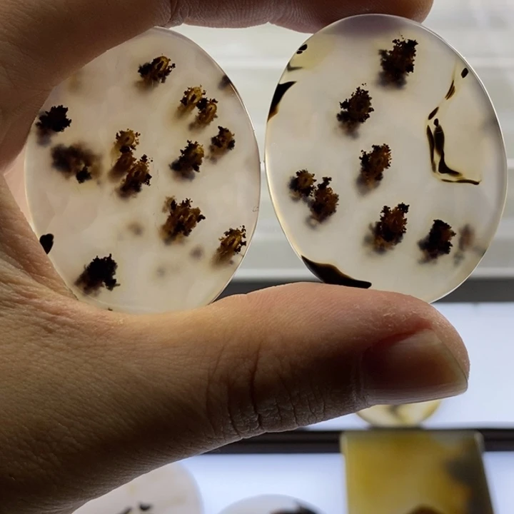 玛瑙/玉髓合金颈饰