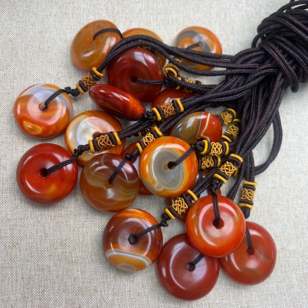 天然玛瑙平安扣拍一发一多样性发货