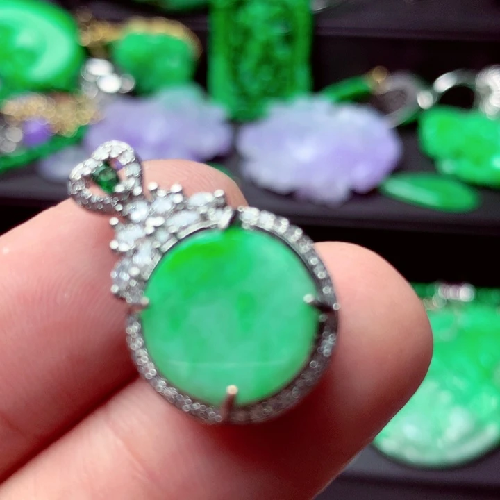 翡翠未镶嵌吊坠(不含链)