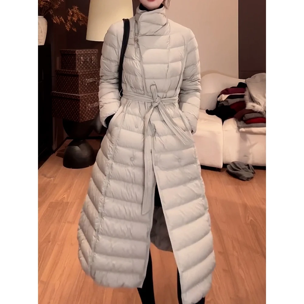 时尚长款纯色保暖加厚减龄羽绒服女2025冬季新款系带收腰开衫外套