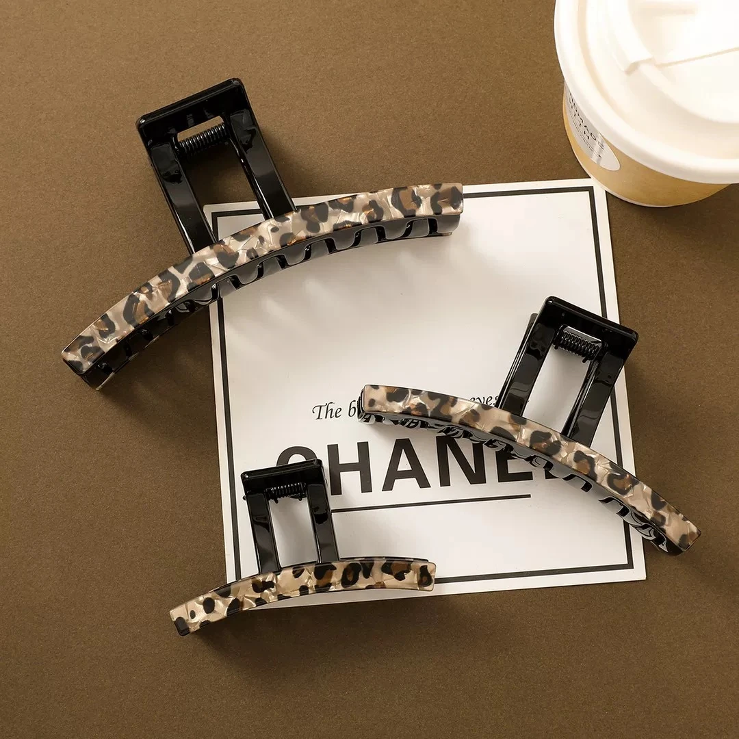 韩系复古豹纹抓夹女后脑勺盘发鲨鱼夹日常通勤发夹不易掉发卡头饰