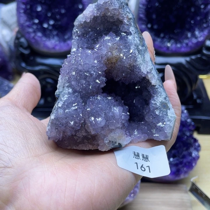 未镶嵌水晶大型摆件（非配饰）