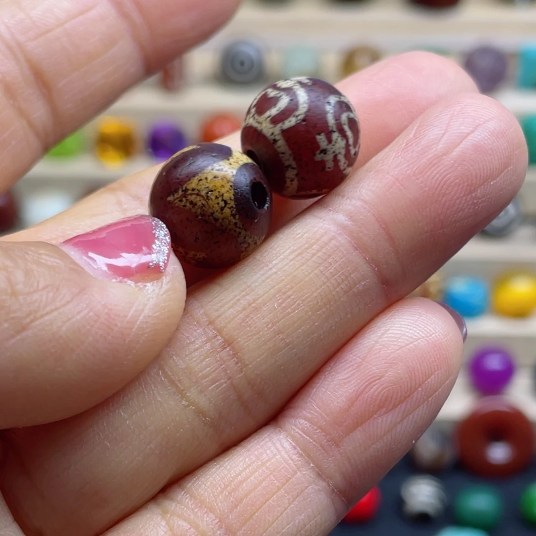 合金颈饰玛瑙/玉髓社**社