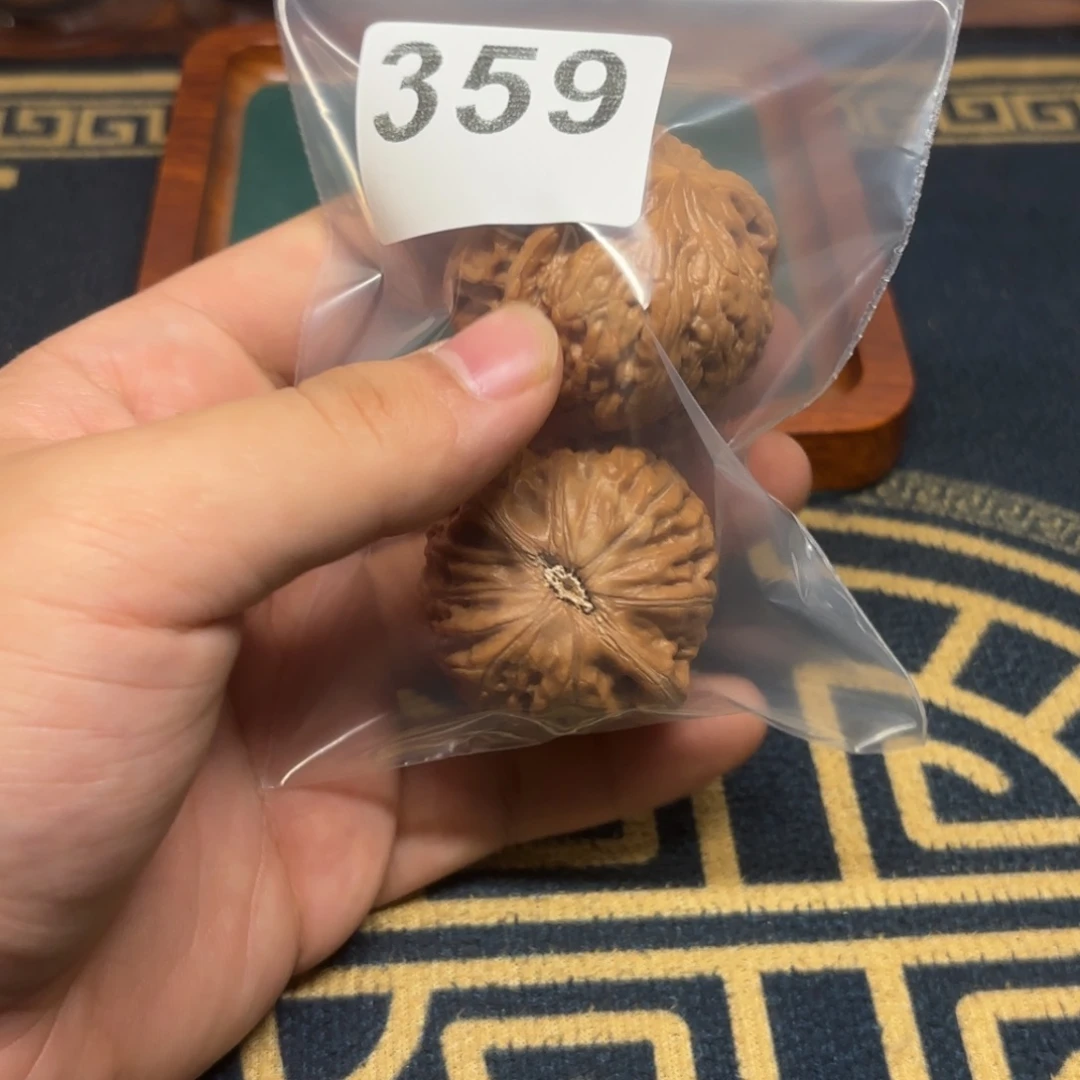 文玩核桃吊坠铁锤359