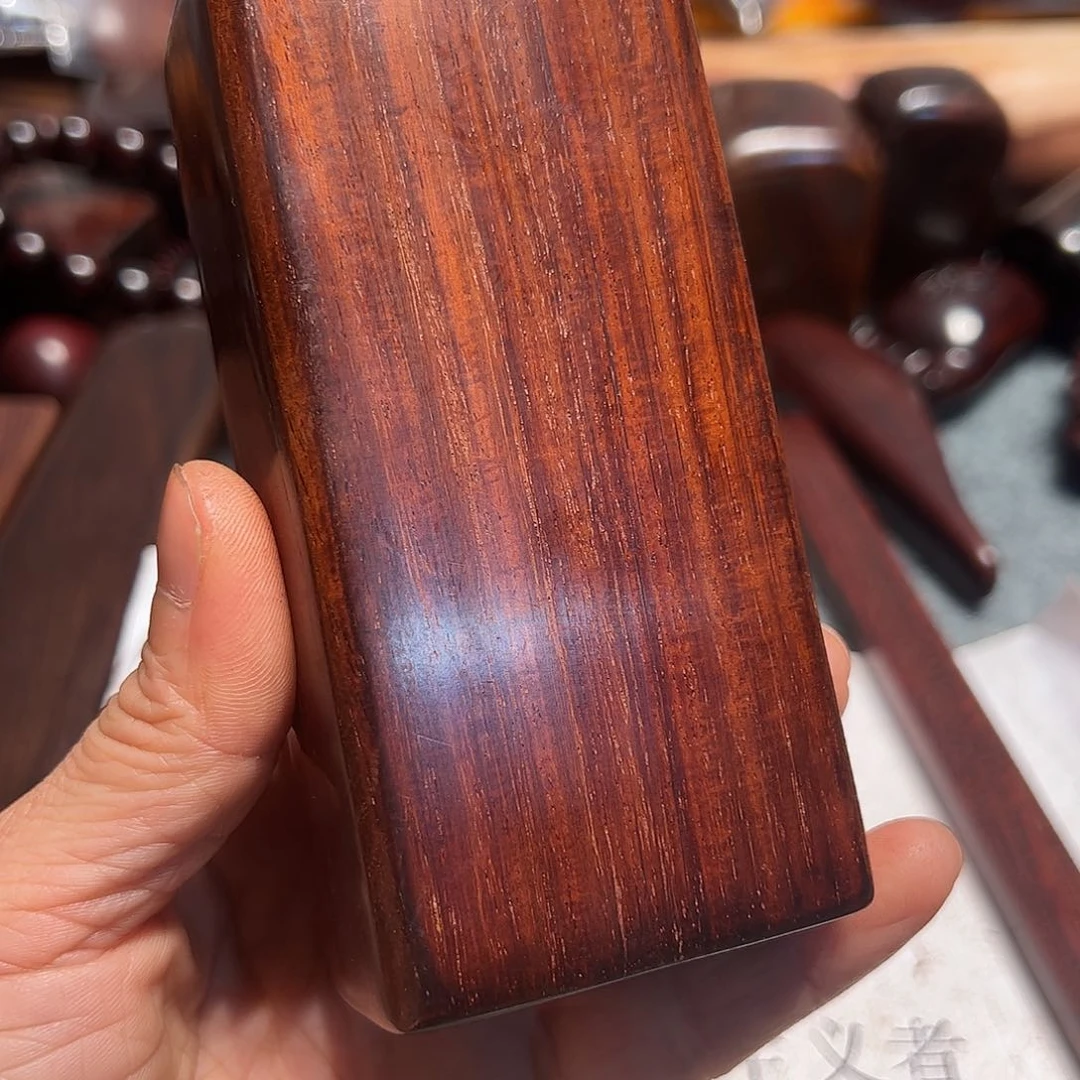 交趾黄檀（大红酸枝）青*山