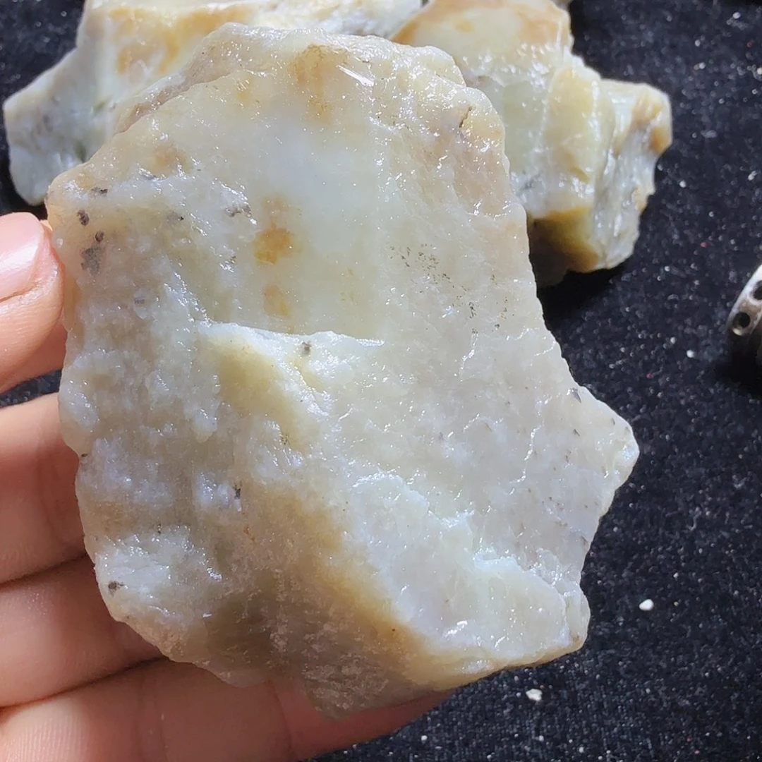 和田玉（糖玉）未镶嵌珠宝半成品