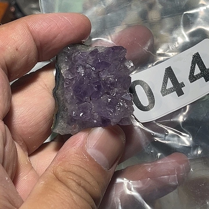 未镶嵌水晶大型摆件（非配饰）
