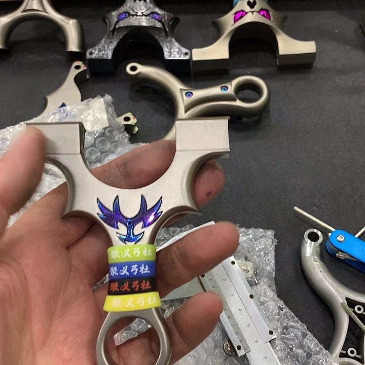 一***九537号瑕疵獠牙裸弓