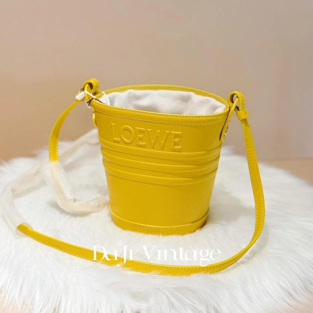 大吉中古/loewe罗意威黄色水桶斜挎包