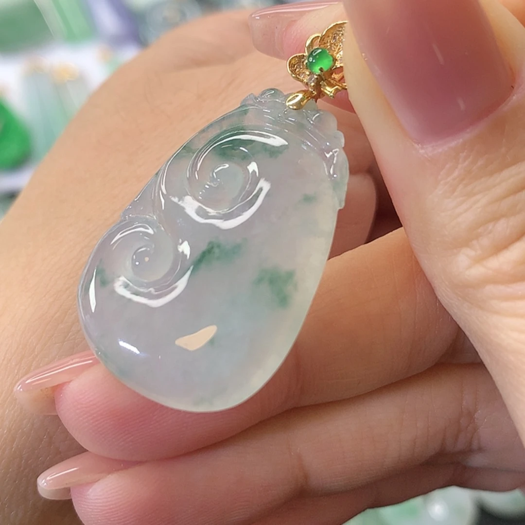 【闪购商品】翡翠吊坠(赠链)18K金镶嵌