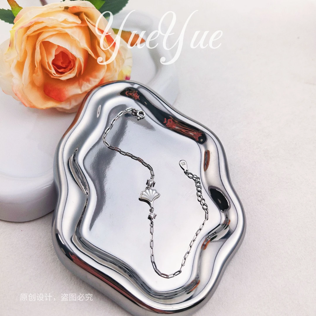 足银合成锆石手链 YUEYUE纯银女时尚百搭银杏叶贝壳手链