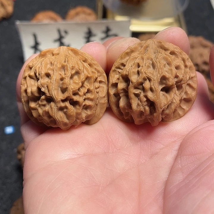 把件文玩核桃苹果园