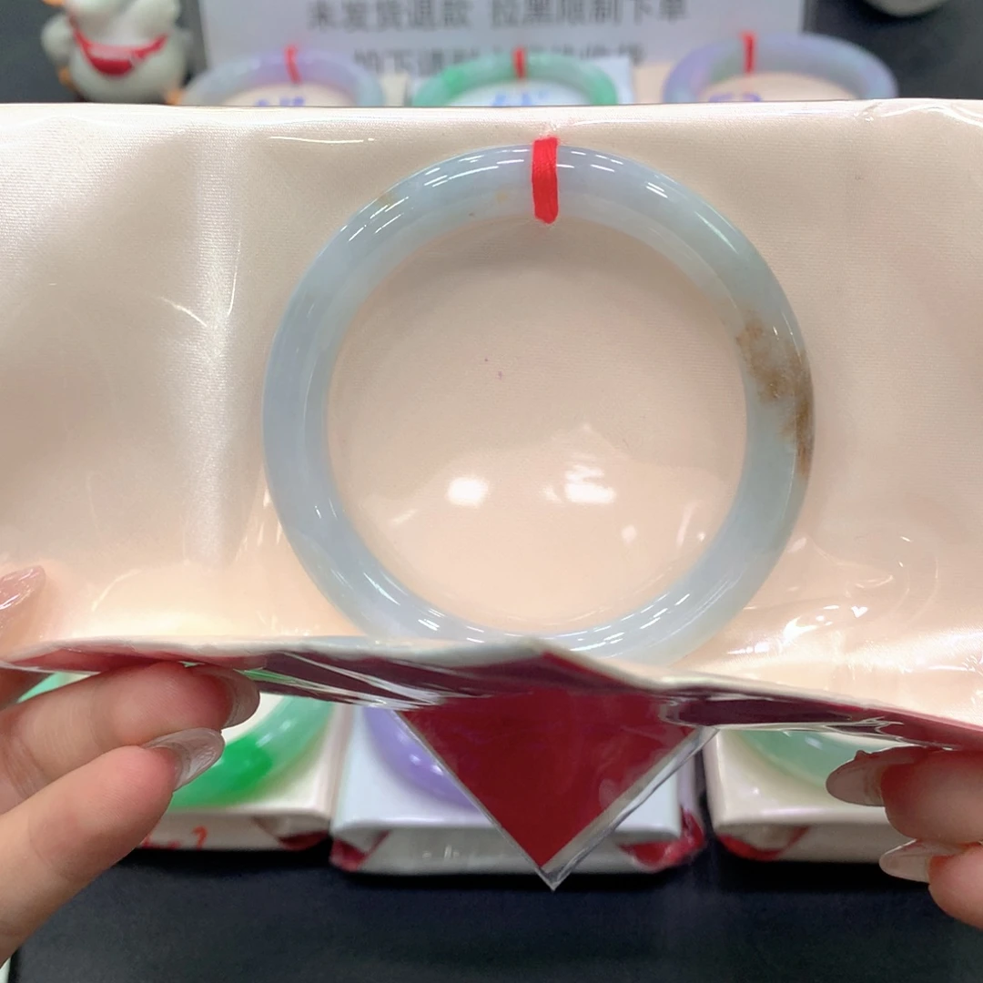 翡翠未镶嵌手镯56圆