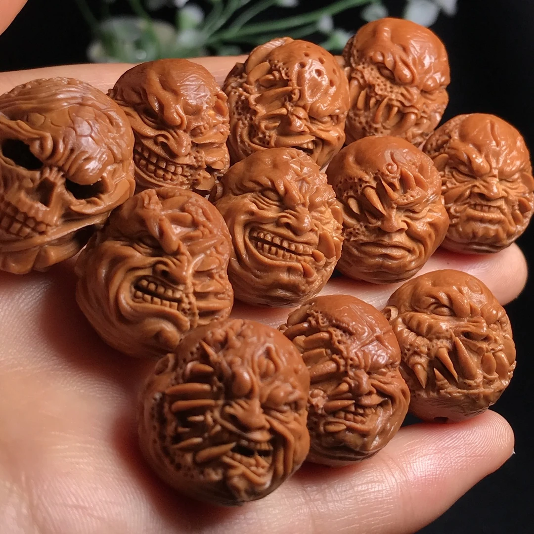 橄榄核雕刻苏工最新款吞噬恶僧手串尺寸2.0x2.1-2.2cm文玩手把件