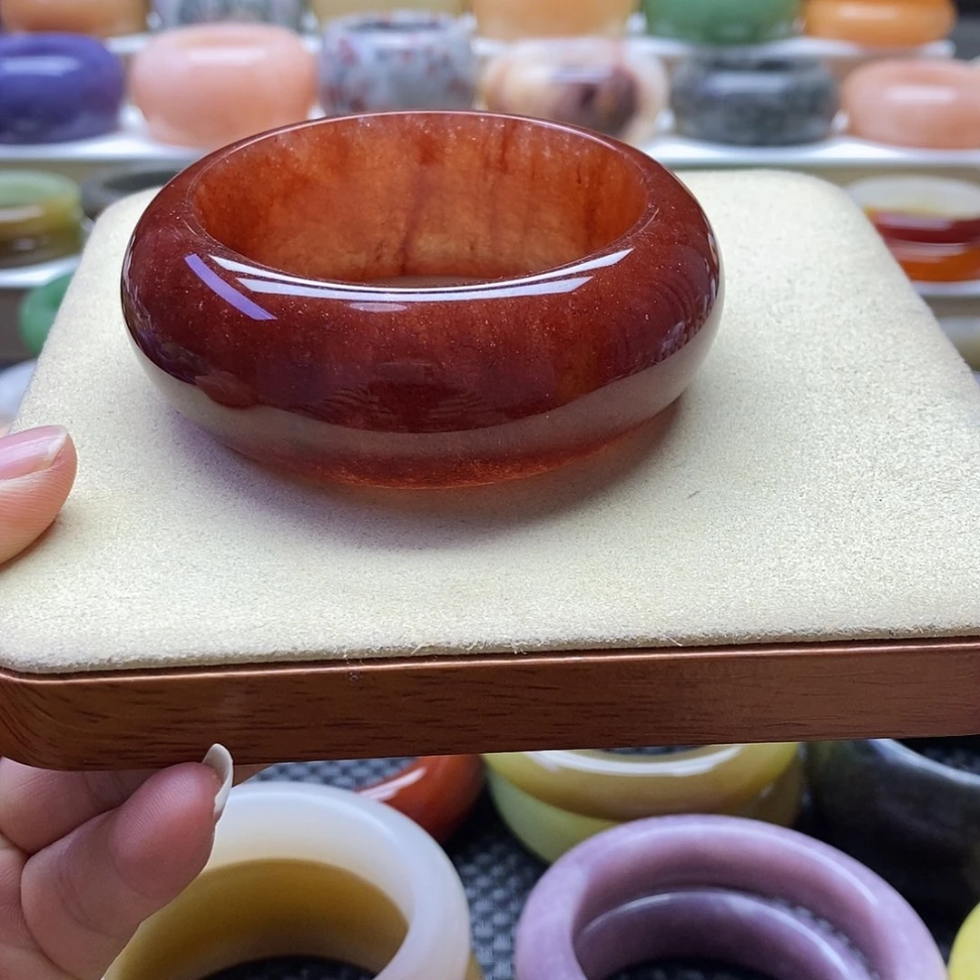 石英质玉未镶嵌手镯