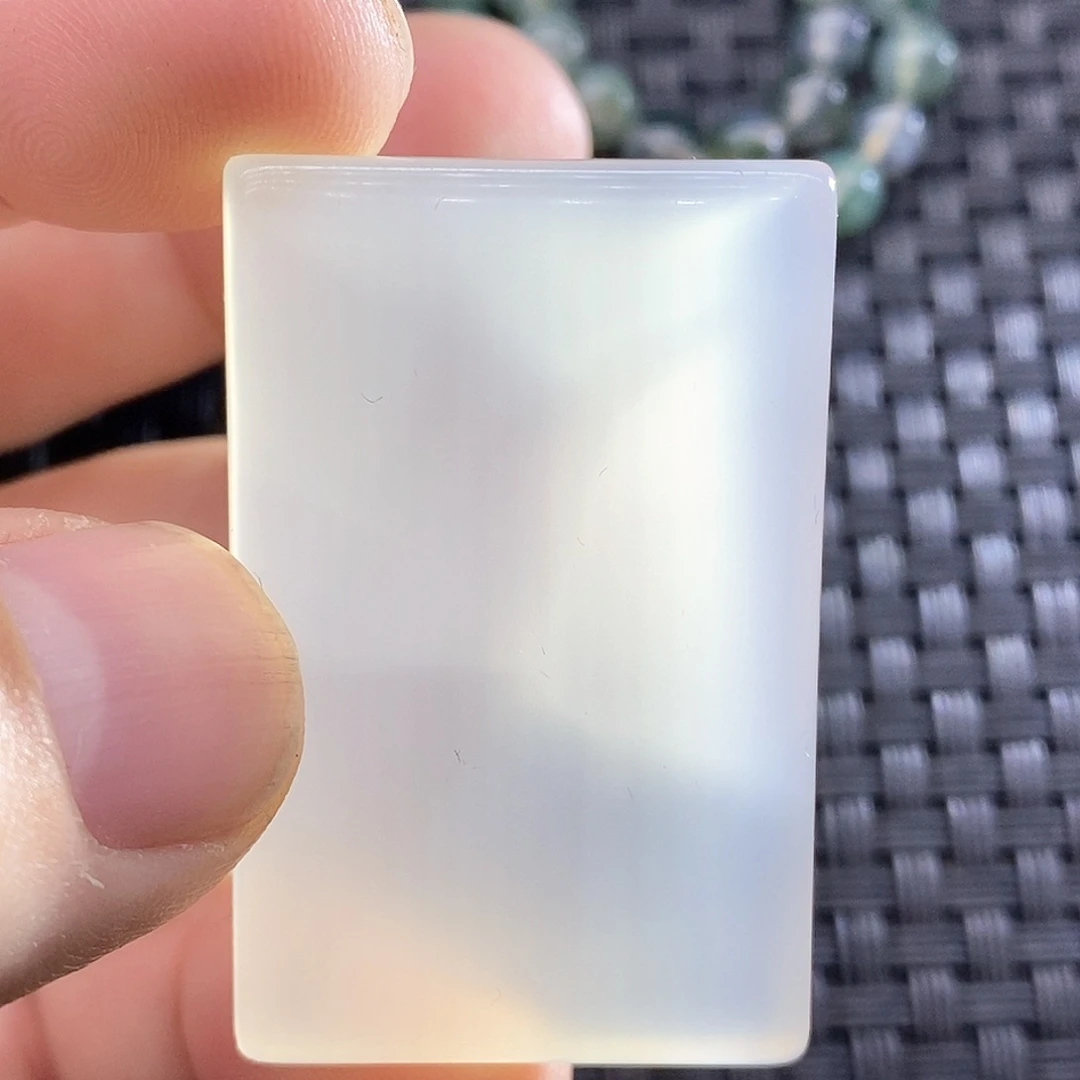 玛瑙/玉髓颈饰未镶嵌港****）