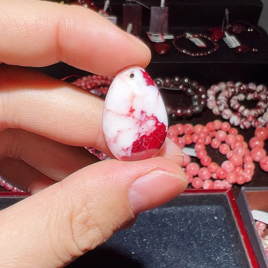 天然辰砂纯天然吊坠