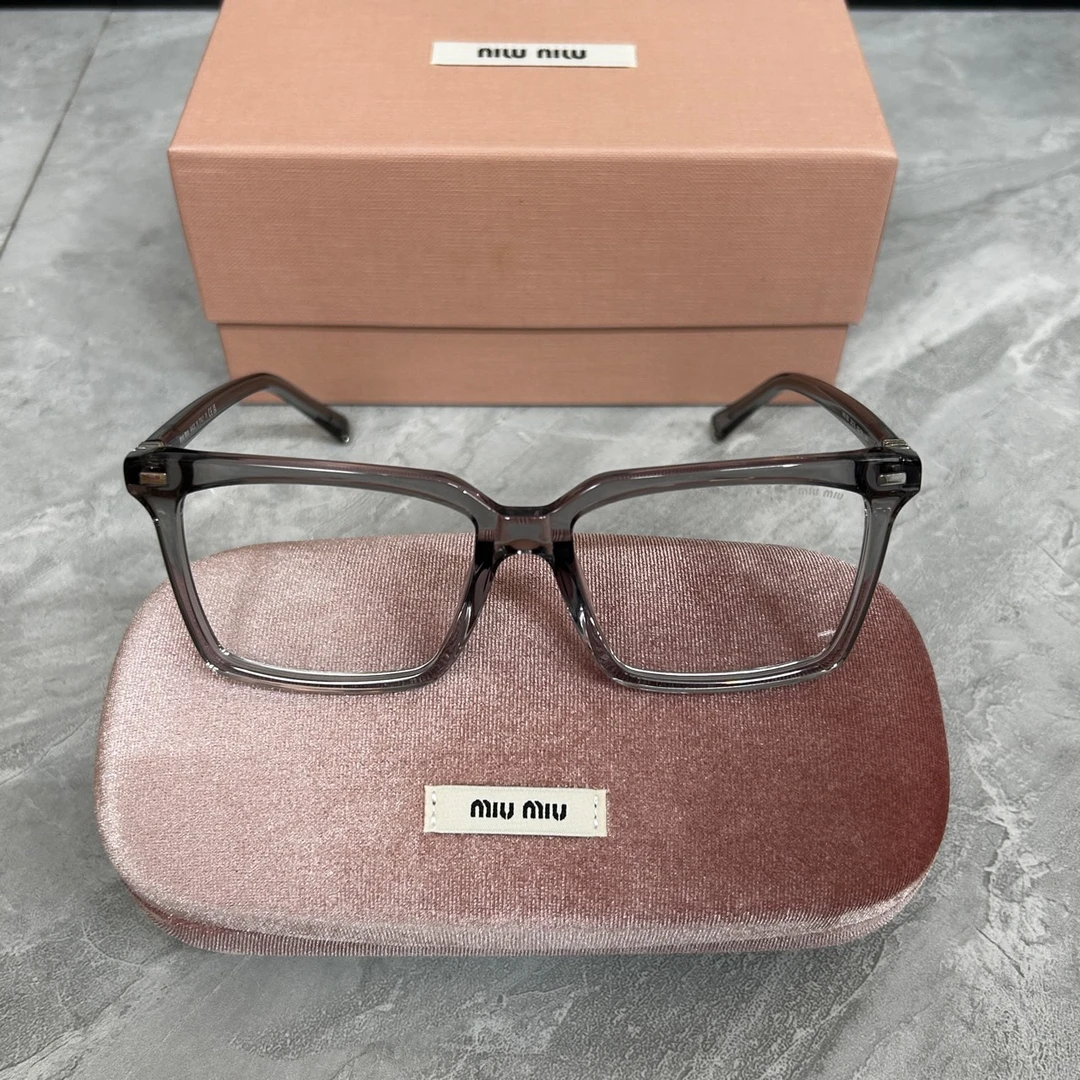 MIUMIU 缪缪 灰色方框平光镜 全新原盒/公价4800