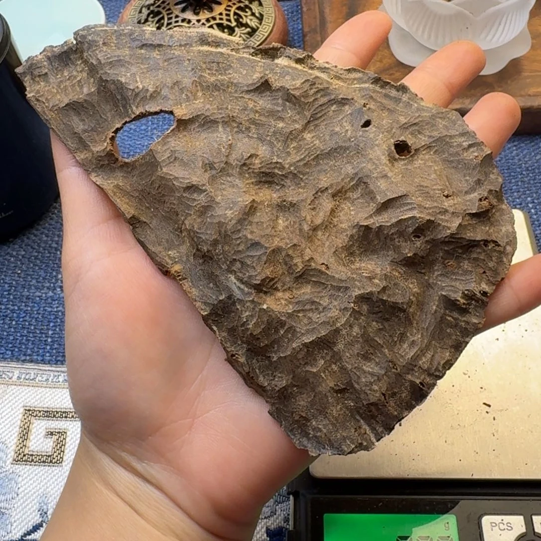 树脂制品百*香港西贡老头一块