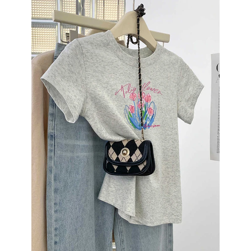 2025新款正肩棉质短袖T恤女时尚百搭减龄修身显瘦上衣设计感夏季