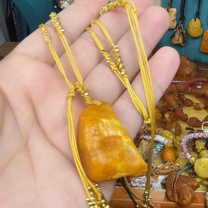 蜜蜡未镶嵌颈饰花蜡随形精编特色吊坠