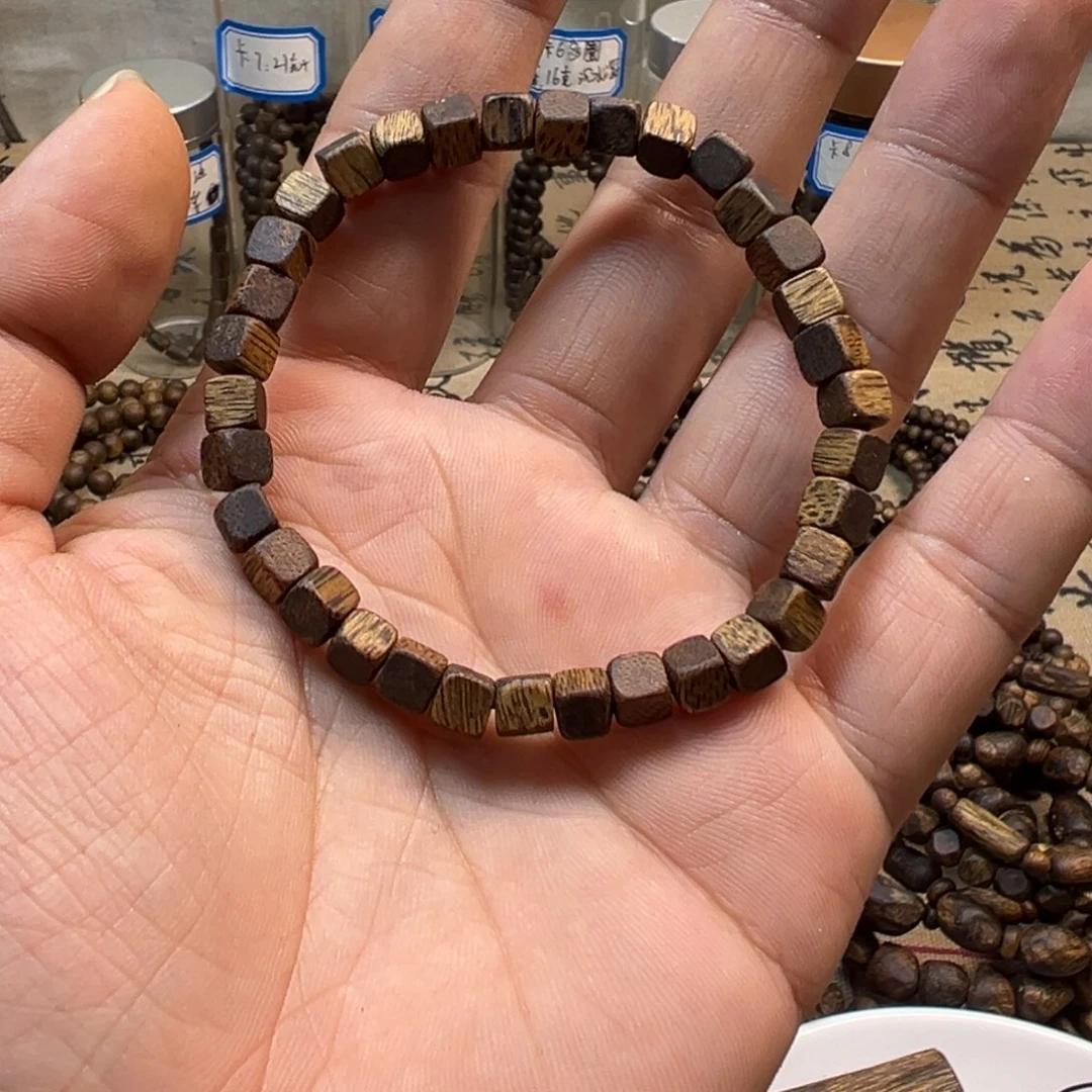 沉香碎屑沉香奇楠沉香卡5单圈方糖